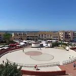 Апартаменты Cap Coudalere, Ecrin Du Lac, Triplex Climatise Avec Terrasses *